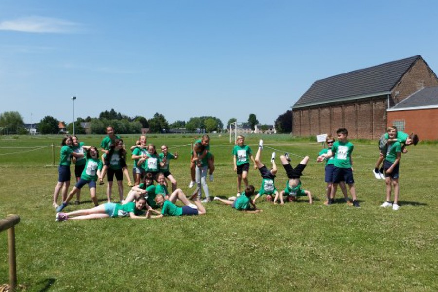 Onze zesdeklassers: ze vliegen bijna het nest uit.