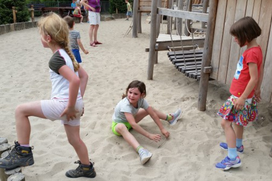 Schoolreis eerste graad: kuieren tussen de dieren in Planckendael.