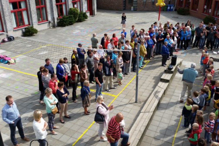 Opening schooljaar – lagere school – iedereen draait mee