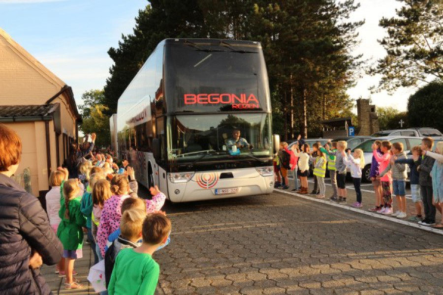 Dag 1 – vertrek op school