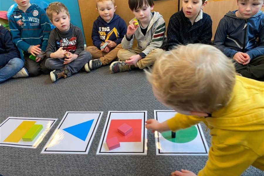 Werken rond prentenboek ‘Hoe Tito zijn neus kwijtspeelde’ (Guido van Genechten)