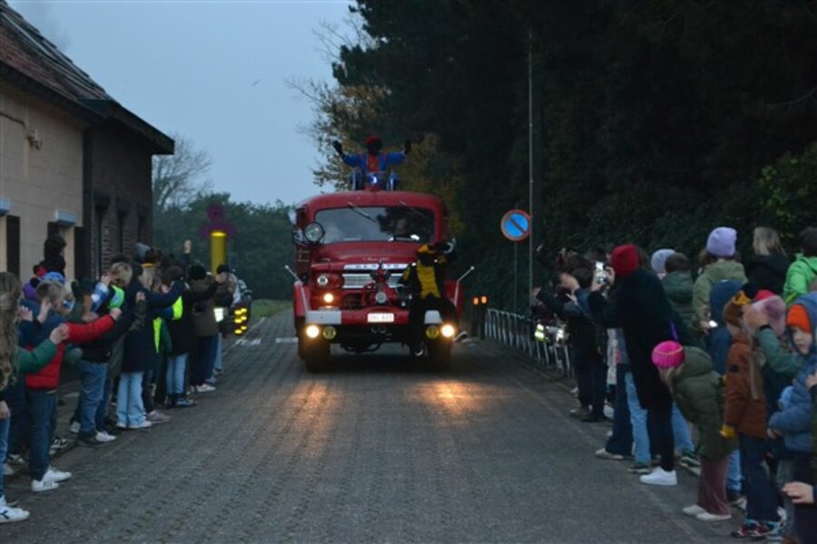 Sint kwam op bezoek met 2 brandweerpieten!